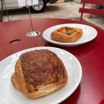 Madison Sourdough - Waitin on an afternoon coffee! - Bakeries Near Me - Madison, Wisconsin Madison Sourdough - Waitin on an afternoon coffee! - Bakeries Near Me - Madison, Wisconsin
