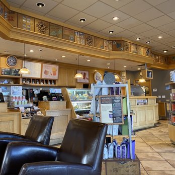 The Coffee Bean & Tea Leaf - Bright and clean - Coffee & Tea Near Me - Chandler, Arizona