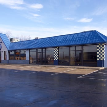 Skyline Chili - a blue and white building with a blue roof - Fast Food Near Me - Cincinnati, Ohio Skyline Chili - a blue and white building with a blue roof - Fast Food Near Me - Cincinnati, Ohio