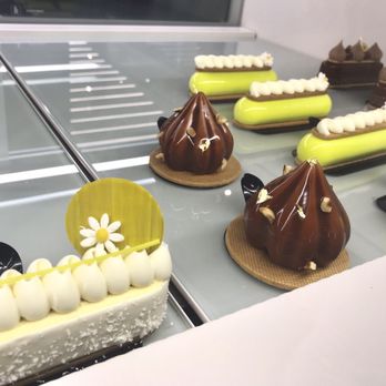 Bachour - Delicate Pastries - Bakeries Near Me - Coral Gables, Florida