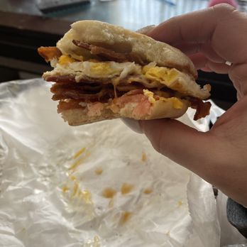 Mama's Restaurant - Custom bacon egg sandwich - American Near Me - Detroit, Michigan Mama's Restaurant - Custom bacon egg sandwich - American Near Me - Detroit, Michigan