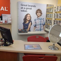 Target Optical - Store is very clean