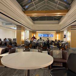 Delta Sky Club - Concourse A