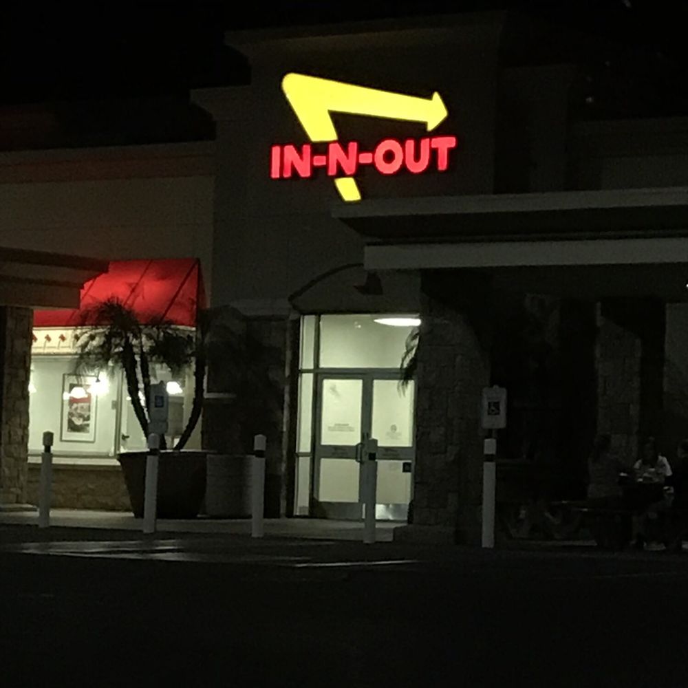 In-N-Out Burger - Patiently waiting in the drive-through line. - Fast Food Near Me - Gilbert, Arizona In-N-Out Burger - Patiently waiting in the drive-through line. - Fast Food Near Me - Gilbert, Arizona