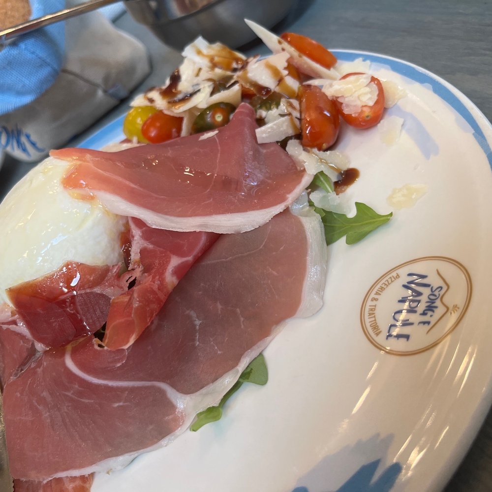 Song E Napule - Rutherford - Burrata - Pizza Near Me - Rutherford, New Jersey