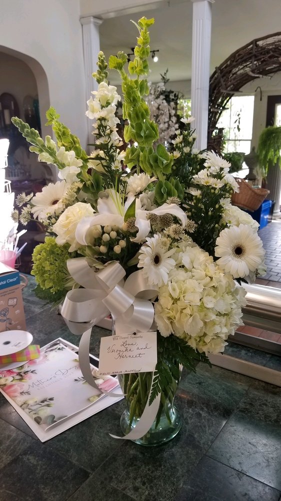 CHESTERFIELD FLORAL 307 Bordentown Chesterfield Rd, Chesterfield, New