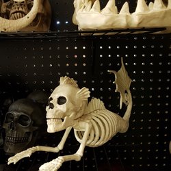 Spirit Halloween