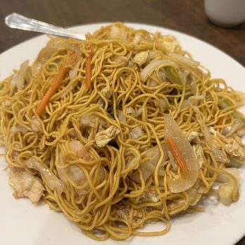 Mama Dough - House Special Chow Mein - Chinese Near Me - Kent, Washington
