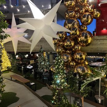 insideOUT - Holiday oasis - Lounges Near Me - San Diego, California