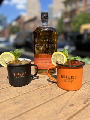 Lilly's Craft and Kitchen by null