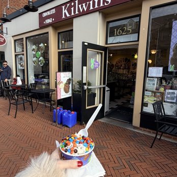 Kilwins - My toasted coconut with M&M - Ice Cream & Frozen Yogurt Near Me - Annapolis, Maryland