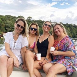 Nauti Side - Lake Austin Boat Rentals