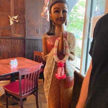 Soong Thai - Thai state to greet you when you walk in - Thai Near Me - Ocoee, Florida