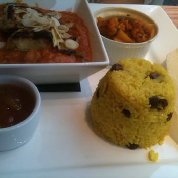 Food For Friends - Hallumi masala curry - Vegetarian Near Me - Brighton, BNH Food For Friends - Hallumi masala curry - Vegetarian Near Me - Brighton, BNH