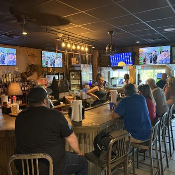 Proud Mary BBQ - Upper level bar. - Barbeque Near Me - Lexington, Kentucky Proud Mary BBQ - Upper level bar. - Barbeque Near Me - Lexington, Kentucky