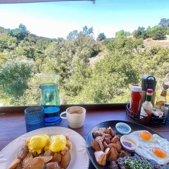 Cafe on 27 - Lobster Eggs Benedict, Steak & Eggs, Vanilla Latte - Breakfast & Brunch Near Me - Topanga, California Cafe on 27 - Lobster Eggs Benedict, Steak & Eggs, Vanilla Latte - Breakfast & Brunch Near Me - Topanga, California