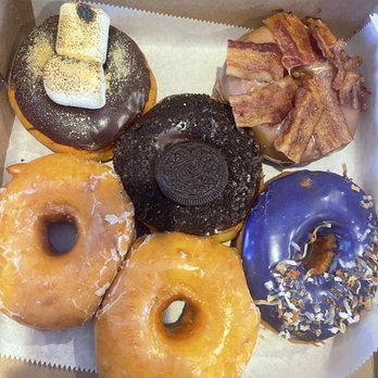 Donut King Hawaii - Donuts Near Me - Honolulu, Hawaii Donut King Hawaii - Donuts Near Me - Honolulu, Hawaii