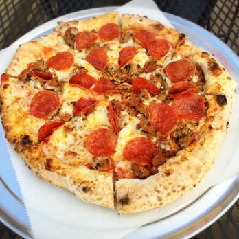 La Famiglia - Italian Near Me - Huntington, West Virginia La Famiglia - Italian Near Me - Huntington, West Virginia