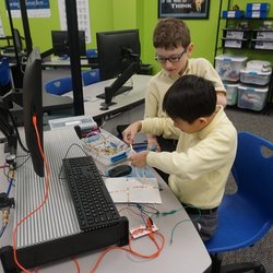 St. Mark Catholic School - Hands on, minds on learning in St. Mark Catholic School's  SmartLab