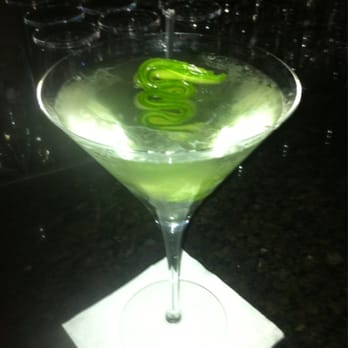 Geronimo - Hendricks cucumber martini - French Near Me - Santa Fe, New Mexico Geronimo - Hendricks cucumber martini - French Near Me - Santa Fe, New Mexico