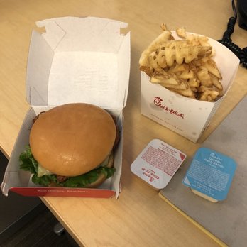 Chick-fil-A - Spicy chicken deluxe, fries, chick filet sauce and ranch - Fast Food Near Me - Bellevue, Washington