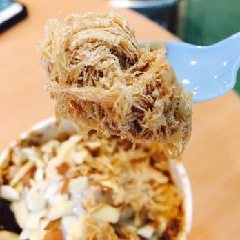 Salju Dessert - The texture of the Vietnamese coffee shaved snow. - Desserts Near Me - Alhambra, California Salju Dessert - The texture of the Vietnamese coffee shaved snow. - Desserts Near Me - Alhambra, California