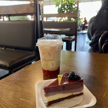 Hansel & Gretel Bakery Cafe - Matcha Strawberry Latte & A Piece of Blueberry Cheesecake - Bakeries Near Me - Duluth, Georgia Hansel & Gretel Bakery Cafe - Matcha Strawberry Latte & A Piece of Blueberry Cheesecake - Bakeries Near Me - Duluth, Georgia