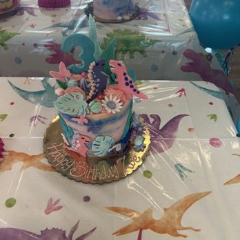 Smallcakes Cave Creek - Dinosaur chocolate cake 6 in - Cupcakes Near Me - Cave Creek, Arizona
