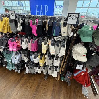 Gap Factory - Men's Clothing Near Me - Mashantucket, Connecticut Gap Factory - Men's Clothing Near Me - Mashantucket, Connecticut