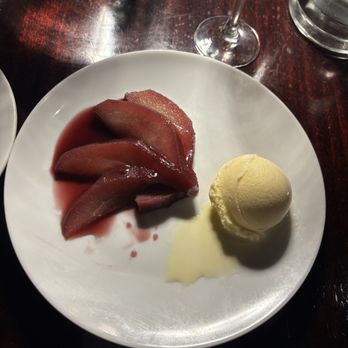 Bodega Malbec - Poaches pears - Argentine Near Me - Toluca Lake, California