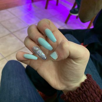 Caesars Nail - Nail Salons Near Me - Frisco, Texas