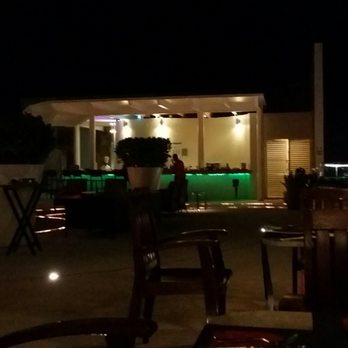 Sun Palace Cancun - The bar from the Oriental Lounge - Hotels Near Me - Cancún, ROO