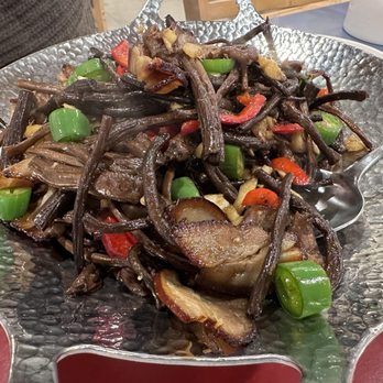 Shaoshan Impression - Tree mushroom, preserved salted belly pork and fresh red and green chilli peppers - Chinese Near Me - Bellevue, Washington Shaoshan Impression - Tree mushroom, preserved salted belly pork and fresh red and green chilli peppers - Chinese Near Me - Bellevue, Washington