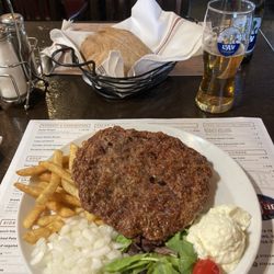 Stefan Grill Cafe Bar - Pljeskavica