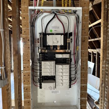 Power Couple Electric - Electricians Near Me Power Couple Electric - Electricians Near Me
