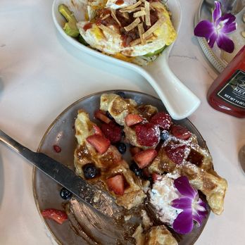 Talia's cafe - Croffle, southwest skillet - Breakfast & Brunch Near Me - Allen, Texas