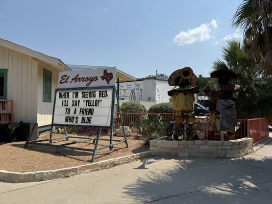 El Arroyo by null El Arroyo by null