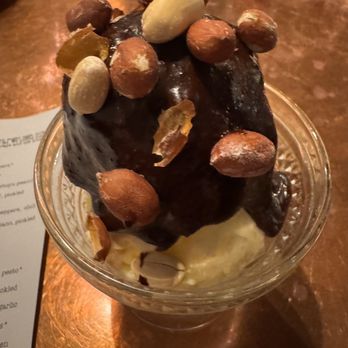 Persepshen - Hot fudge sundae. With roasted peanuts. - Beer, Wine & Spirits Near Me - Phoenix, Arizona