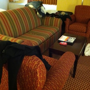 Minneapolis Marriott West - Couches and chairs. - Hotels Near Me - Minneapolis, Minnesota Minneapolis Marriott West - Couches and chairs. - Hotels Near Me - Minneapolis, Minnesota