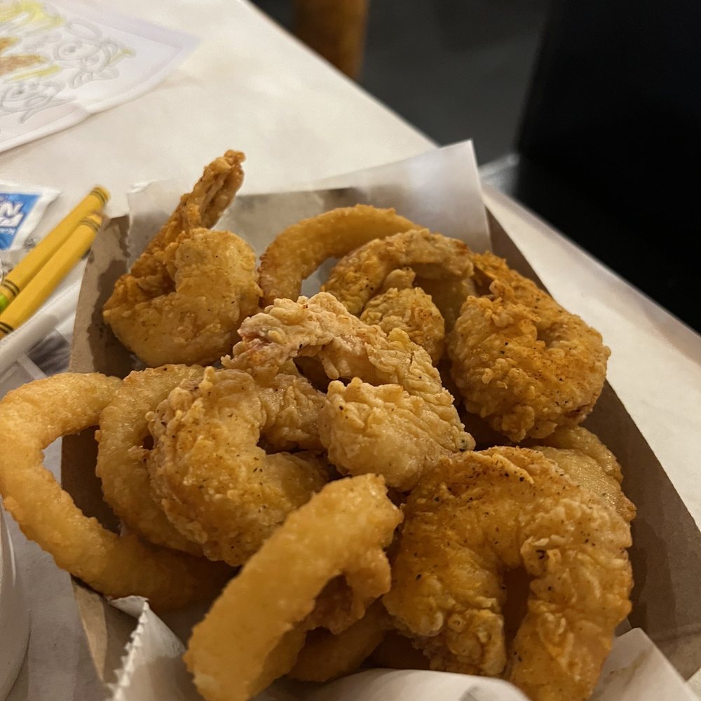 Lunch portion of fried shrimp