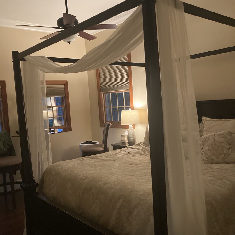 The Hope Inn - Hotels Near Me - Redding, California The Hope Inn - Hotels Near Me - Redding, California