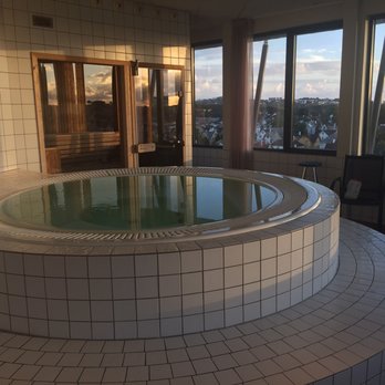 Clarion Hotel Stavanger - 14th floor hot tub and sauna with sunset - Hotels Near Me - Stavanger, 11 Clarion Hotel Stavanger - 14th floor hot tub and sauna with sunset - Hotels Near Me - Stavanger, 11