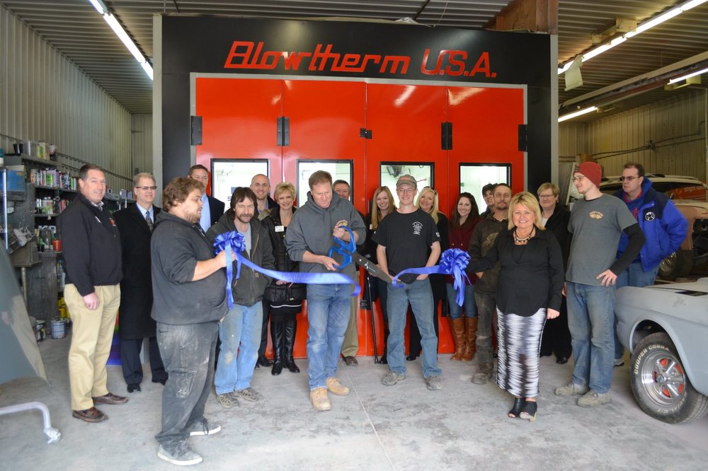 LOUIS COLLISION CENTER Updated August 2024 11 Photos 1901 E