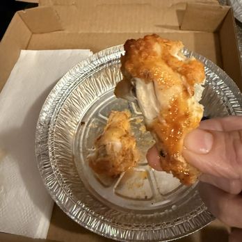 San Biagio's Pizza - Super tiny wings, no buffalo sauce, and soggy. - Pizza Near Me - Upland, California