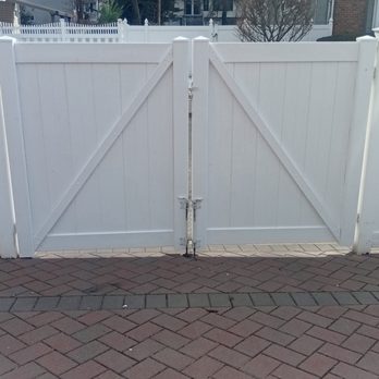 Cerenzia Fence - Gate - Fences & Gates Near Me - Merrick, New York Cerenzia Fence - Gate - Fences & Gates Near Me - Merrick, New York