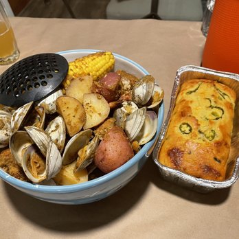 Topsail Steamer - Bowl of goodness - Seafood Near Me - Surf City, North Carolina Topsail Steamer - Bowl of goodness - Seafood Near Me - Surf City, North Carolina