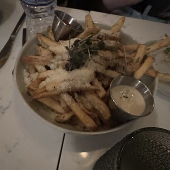 Ardsley Station - Truffle fries - Wine Bars Near Me - Savannah, Georgia
