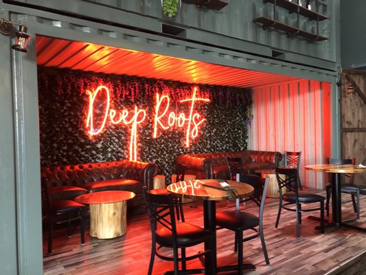 Deep Roots Winery & Bistro - RiNo by null