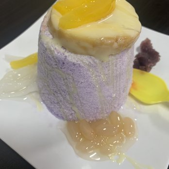 Vampire Penguin - Halo halo - Desserts Near Me - Fresno, California