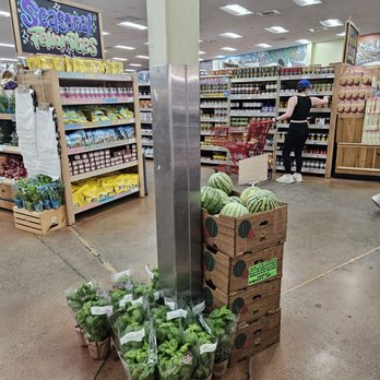 Trader Joe's - Inside the store - Grocery Near Me - Santa Clarita, California